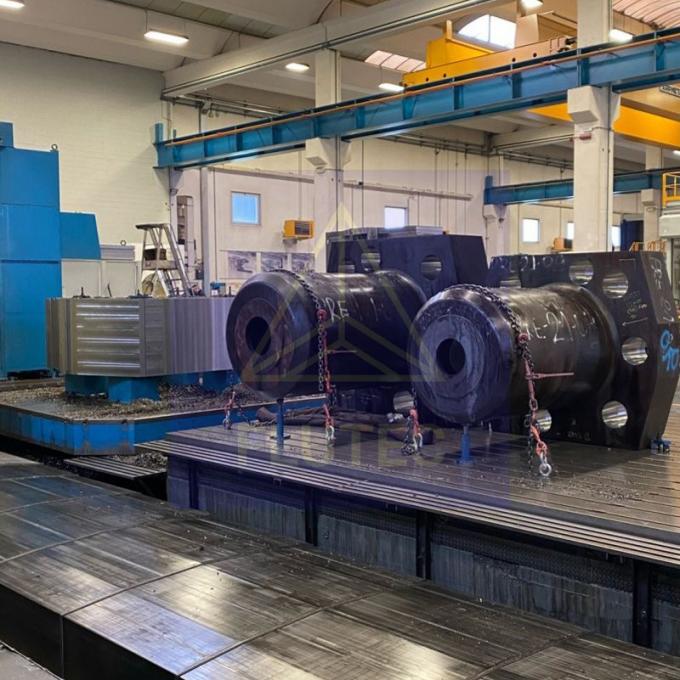 Tailer fabricó cilindro de prensa hidráulica de extrusión extra grande para la industria del acero 2